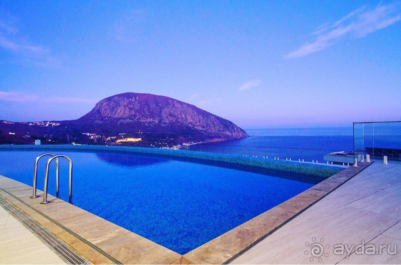 Сказочная панорама гурзуфской бухты