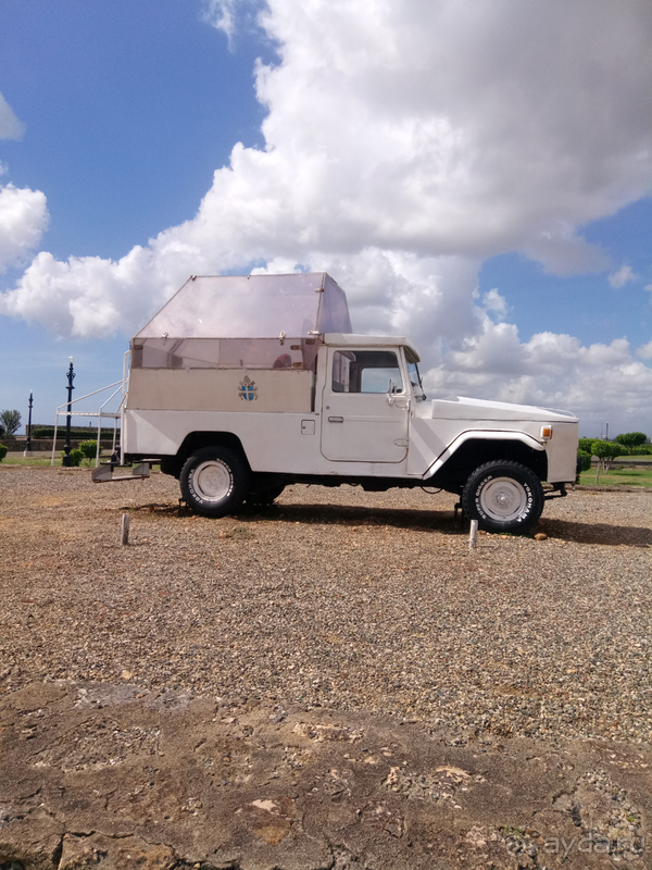 Необычный маяк