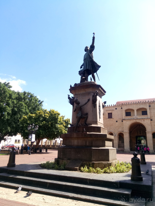 Если вы думаете увидеть космополитичную столицу, то это не для вас) 