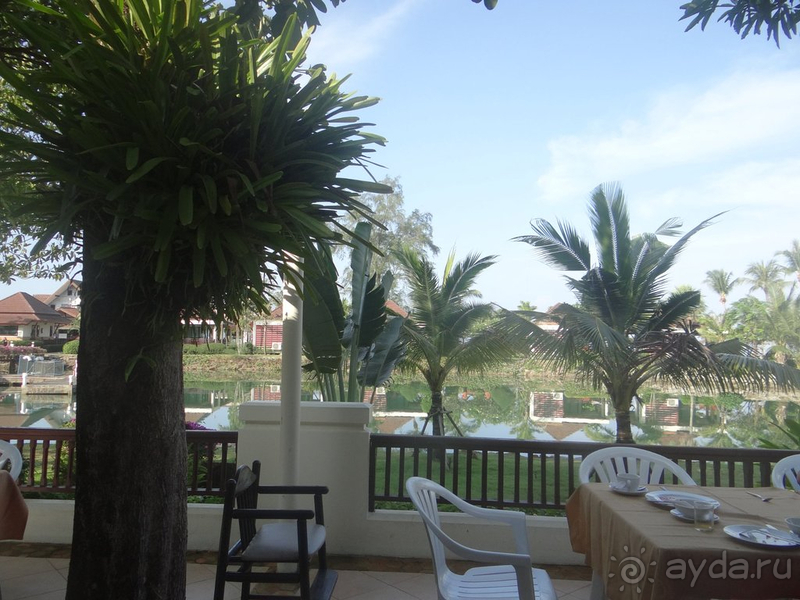 Коттеджный поселок на красивом пляже.