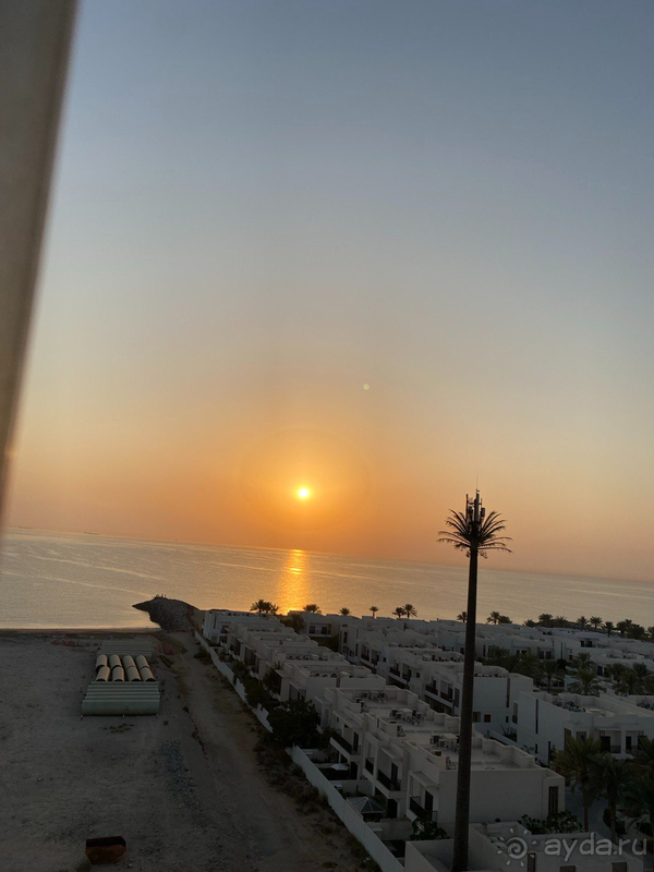 Непафосный отдых в Эмиратах