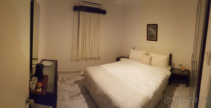 Чудесный тихий отель над городком Турунч