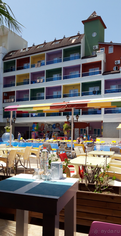 Разноцветный и веселый