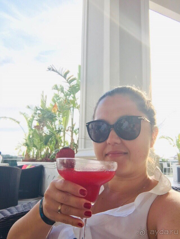 Отель не на первой линии, но это компенсируется другими преимуществами!