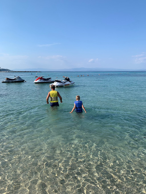 Негативных моментов просто нет.