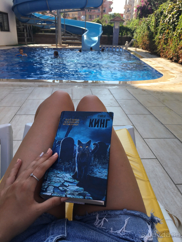 Троечка, но не твердая четвёрка.