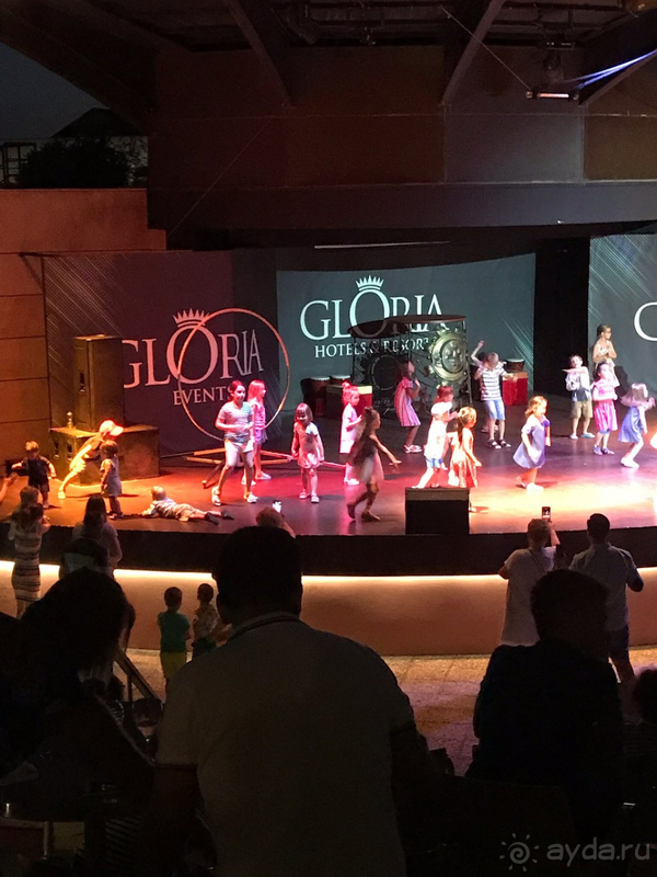 Мы дома, но Глория в нашем сердце!