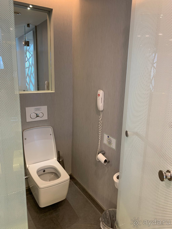 С отелем мы угадали. 