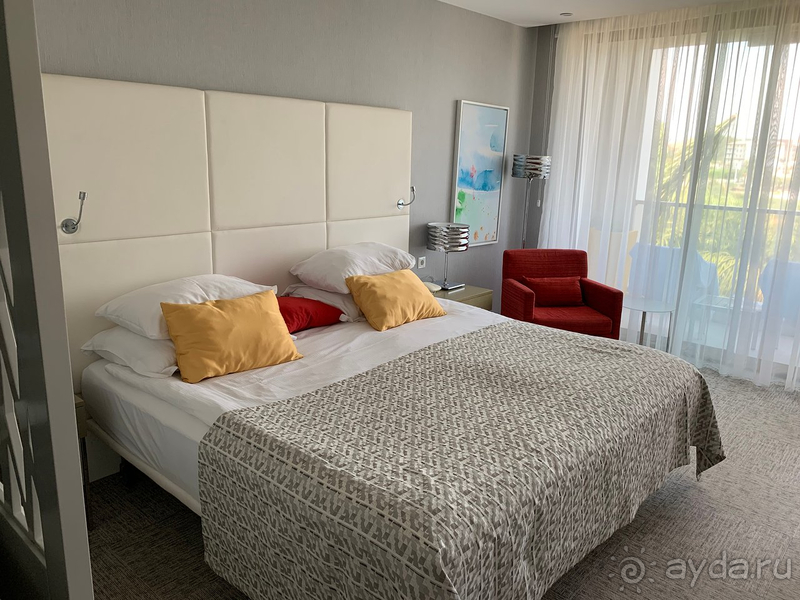 С отелем мы угадали. 