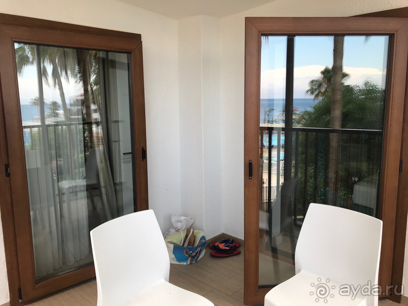 Молодежь тут просто найдет все, за чем ехали и даже больше)))