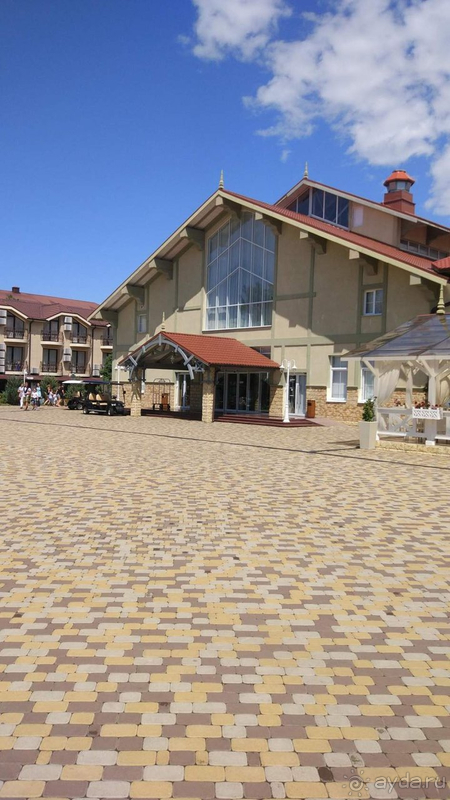 Отдых как в турецком отеле все включено, только море прохладное😁