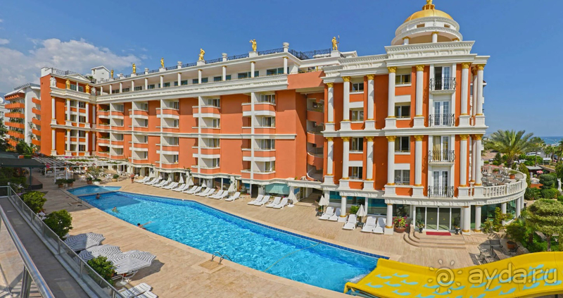 antique roman palace