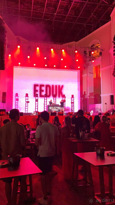 Люблю этот отель из-за веселья и атмосферы!