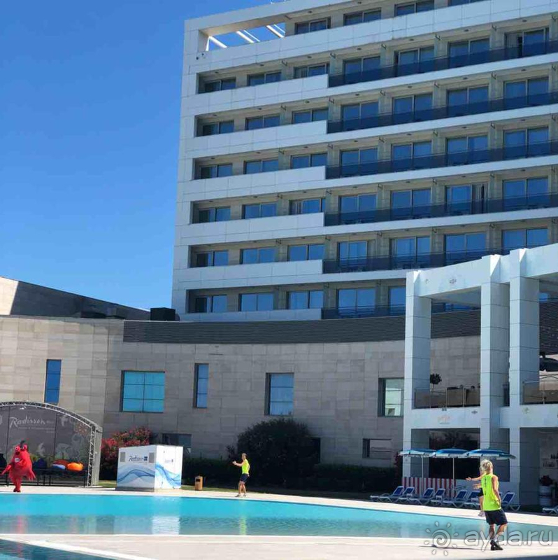 Мало народу