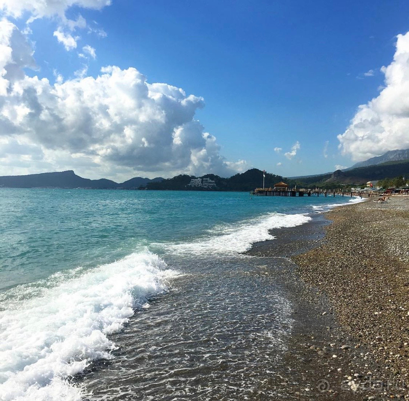 Очень весёлый отель