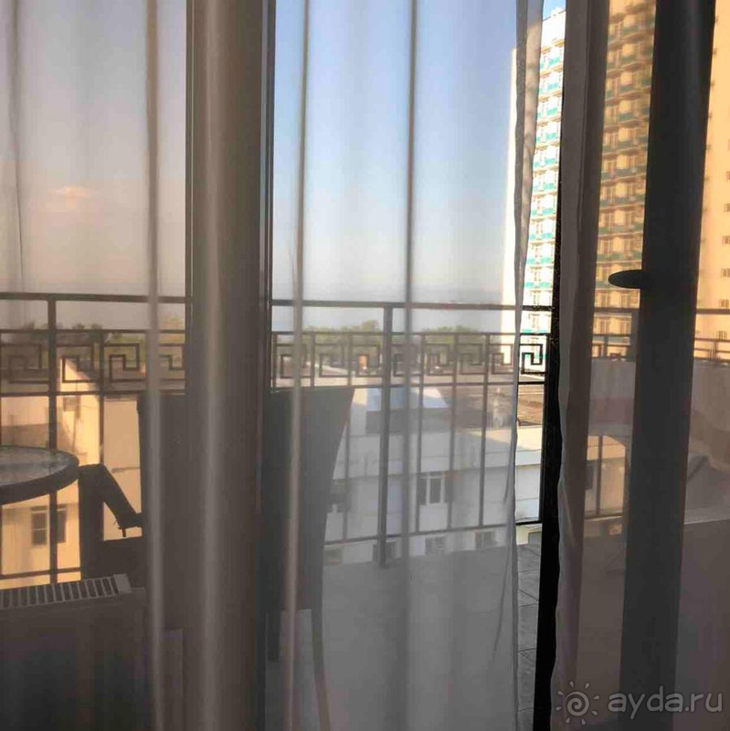 Отель видимо не новый