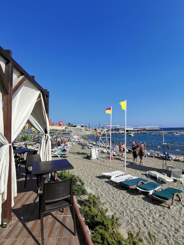 фото Asrin Beach