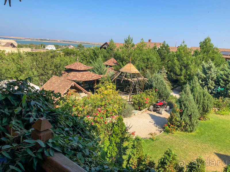 Марлин - лучший отель в этой небольшой , но очень красивой деревушке