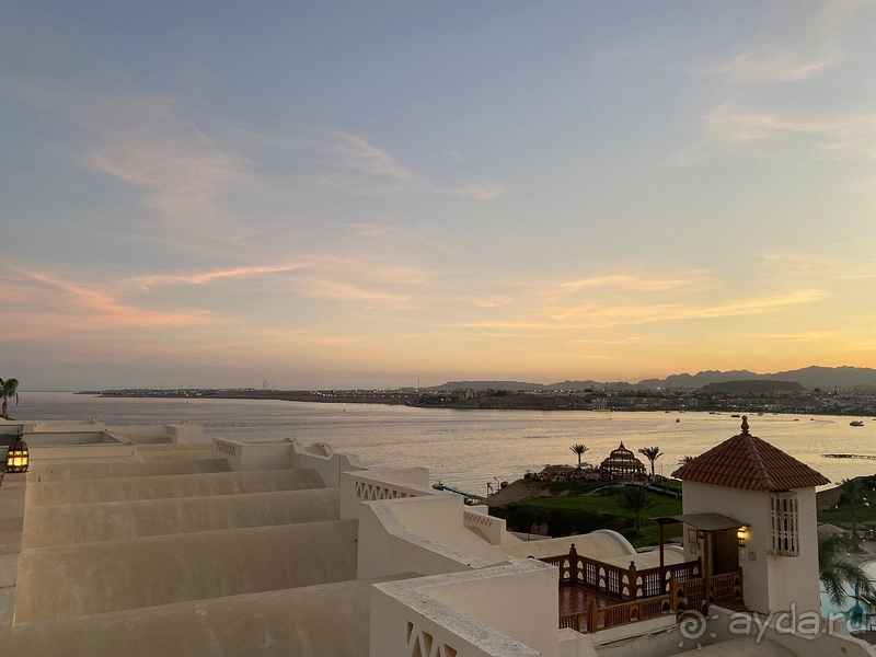 Тут шикарнейшее море и пляж