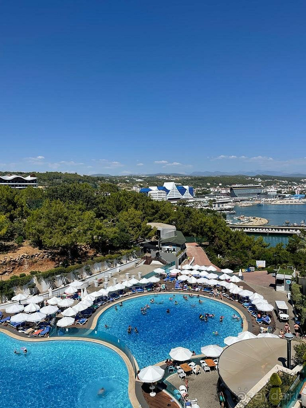 фото A Good Life Utopia Family Resort