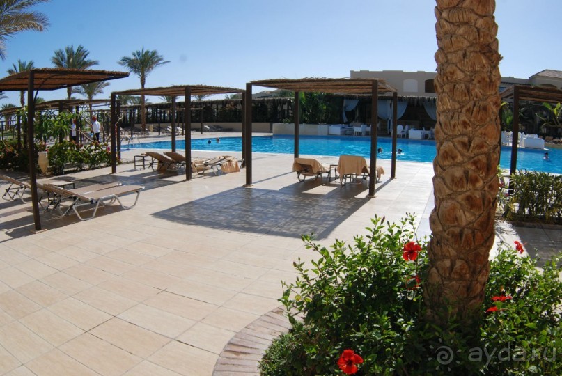 Отель отличный, но без моря 