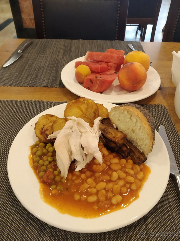 Очень хороший отель.