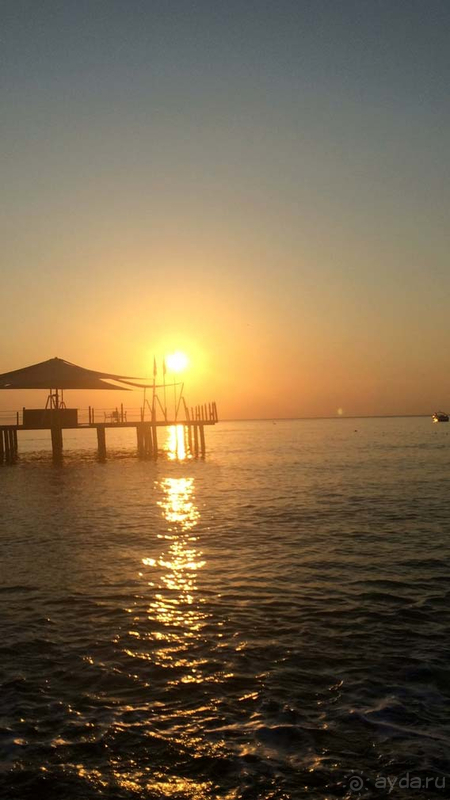 Молодёжи здесь делать нечего.