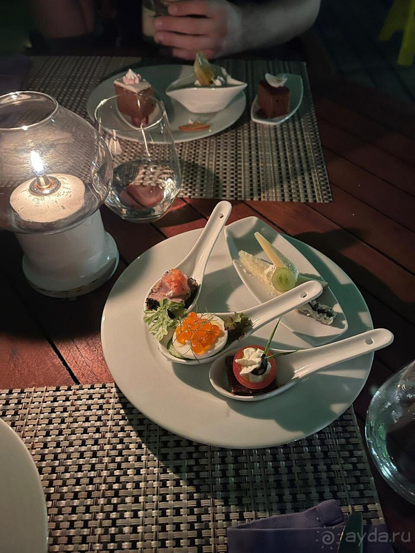 Отличный отель для семейного отдыха на Мальдивах!