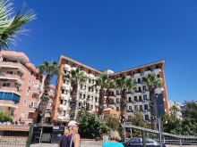 Отель заявлен как 4 звезды, но в этом у меня большие сомнения.