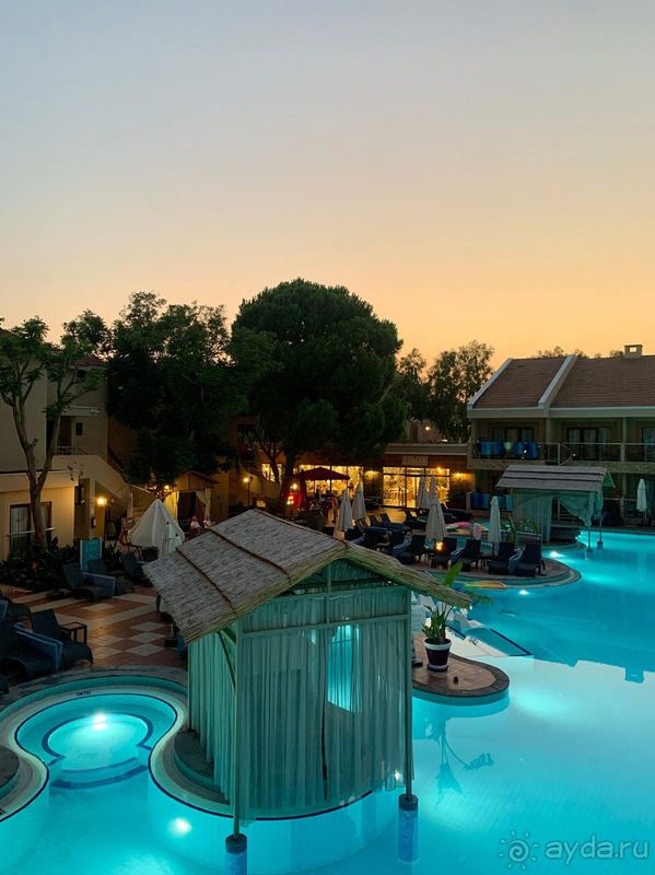 Уезжали с грустью