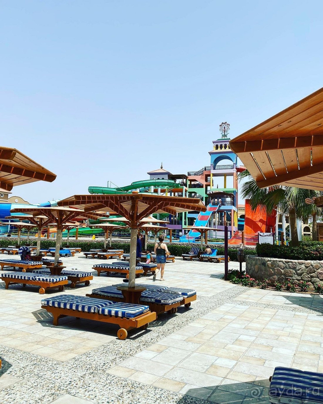 В целом, отель уютный, но в другой сезон.