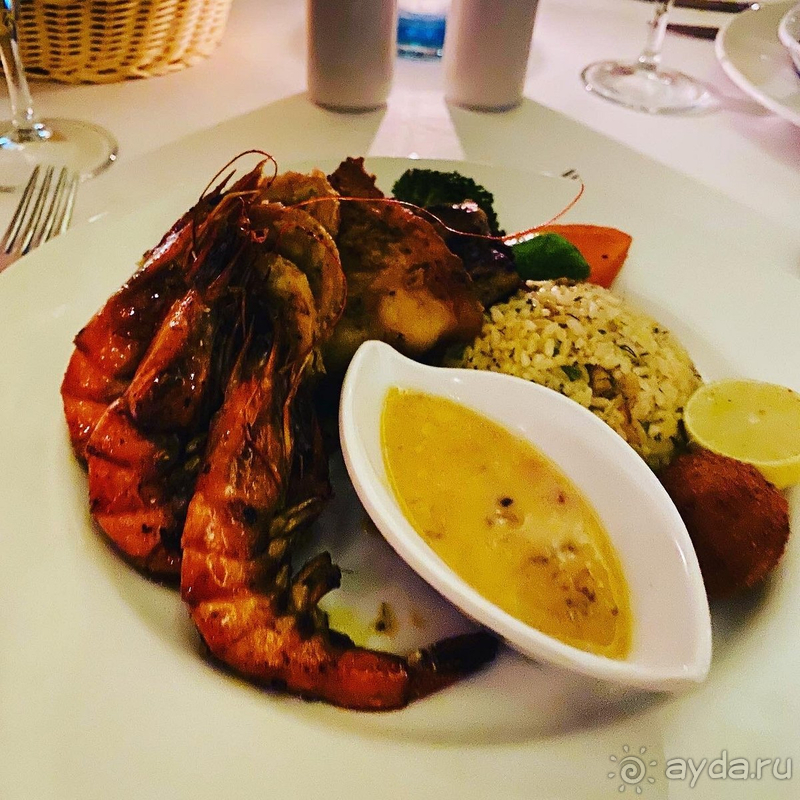 В целом, отель уютный, но в другой сезон.