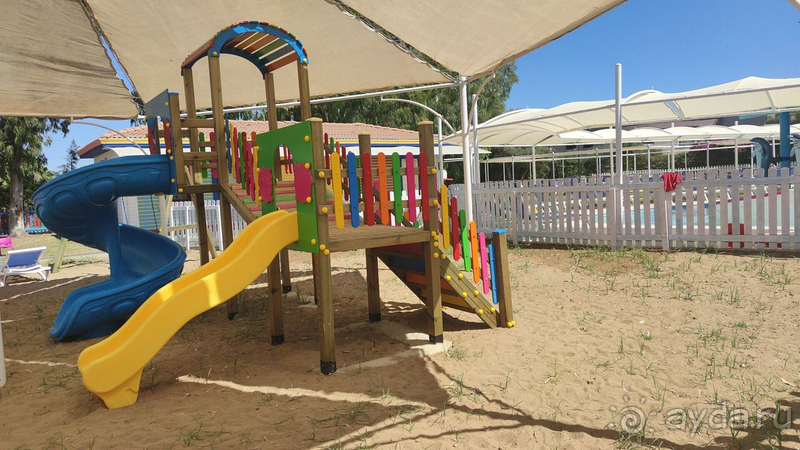 4* с натяжкой.