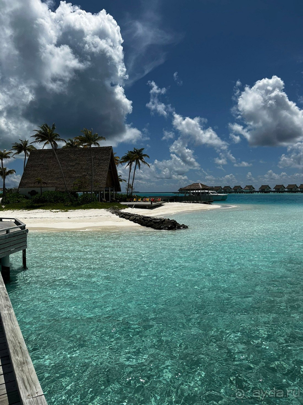 Остались прекрасные впечатления от отдыха в отеле Hard Rock Hotel Maldives. 