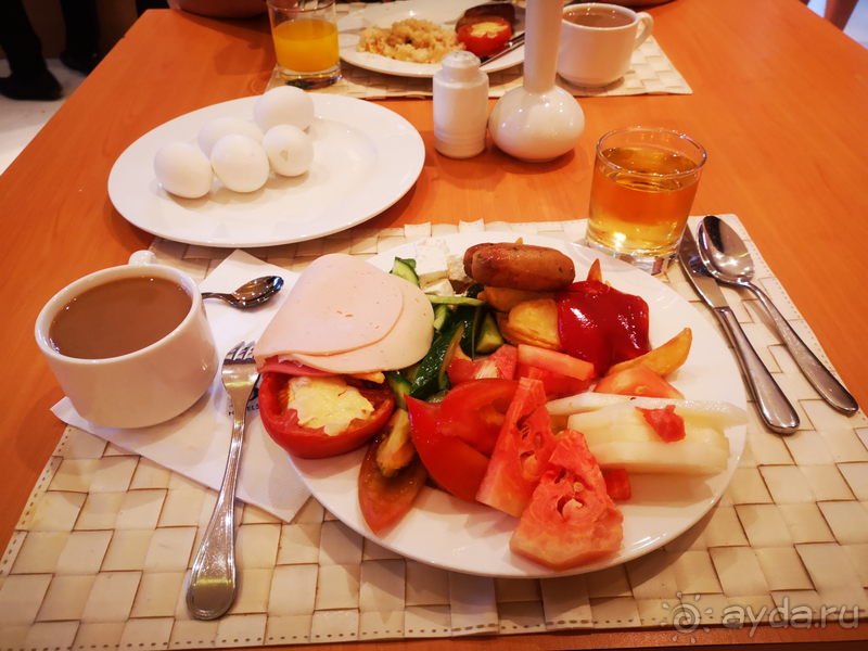 Стоит отдать чуть больше денег и заселиться в отель получше