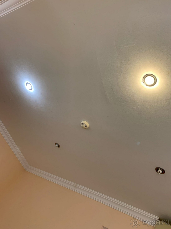 Отель тянет максимум на 2 звезды!