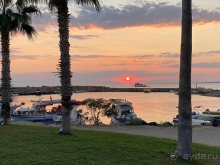  Отель - 4 звёзды с натяжкой, денег своих не стоит.