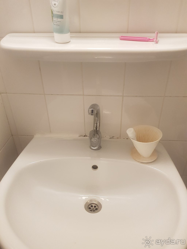 Отель понравится только туристам, которые ранее путешествовали с палаткой