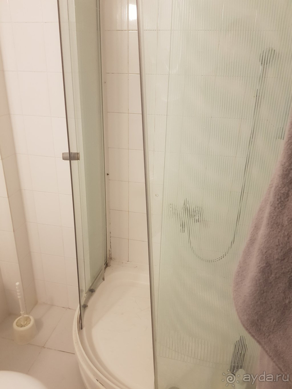 Отель понравится только туристам, которые ранее путешествовали с палаткой