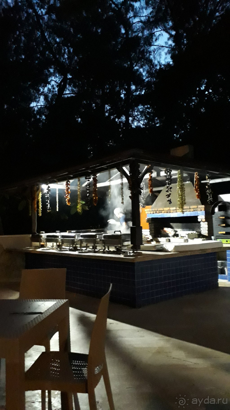 Отель не оправдывает уровня четвёрки.