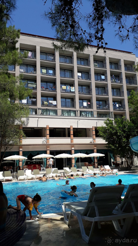 Отель не оправдывает уровня четвёрки.