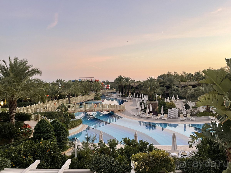 Нам понравилось, так как приехали за солнышком и морем, что и получили