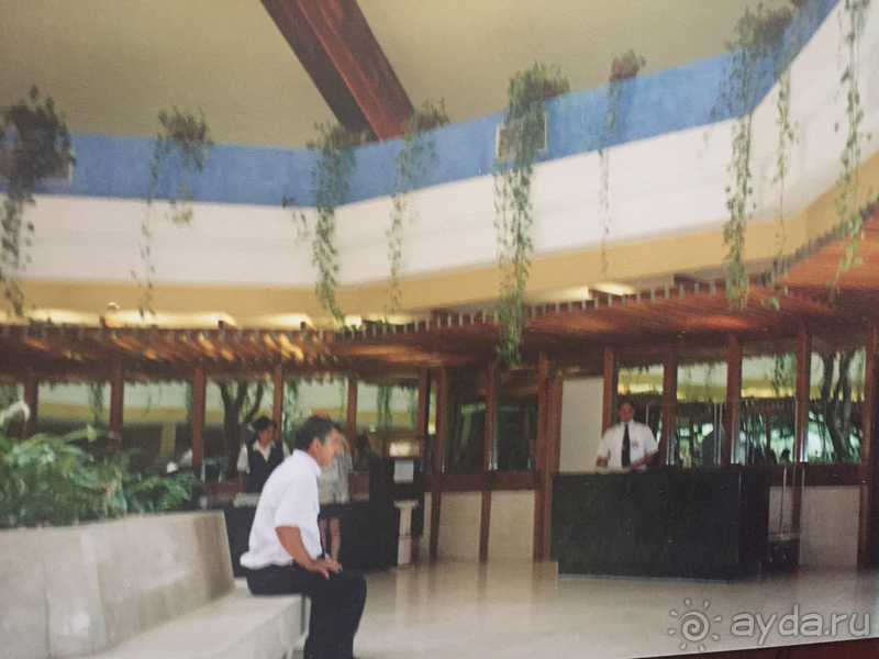 Отель хороший, но не роскошный.