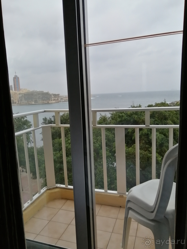 С видом на Королевскую бухту