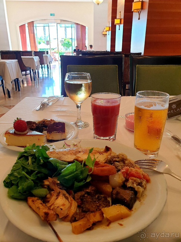 Детям будет скучно, а для взрослых отель отличный!