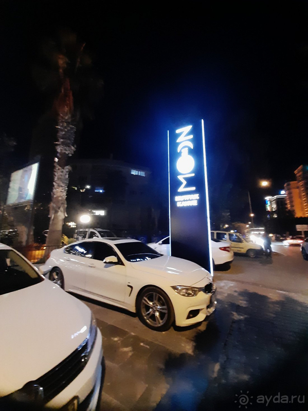 Отель на твердую четверку