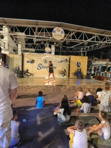 В целом, по соотношению цена/качество, рекомендуем.