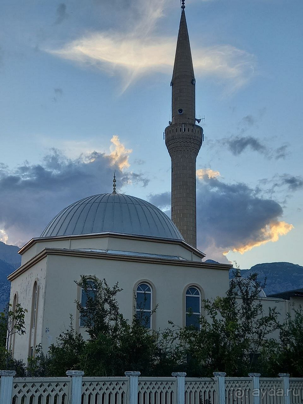 Бюджетный отель Seker Resort