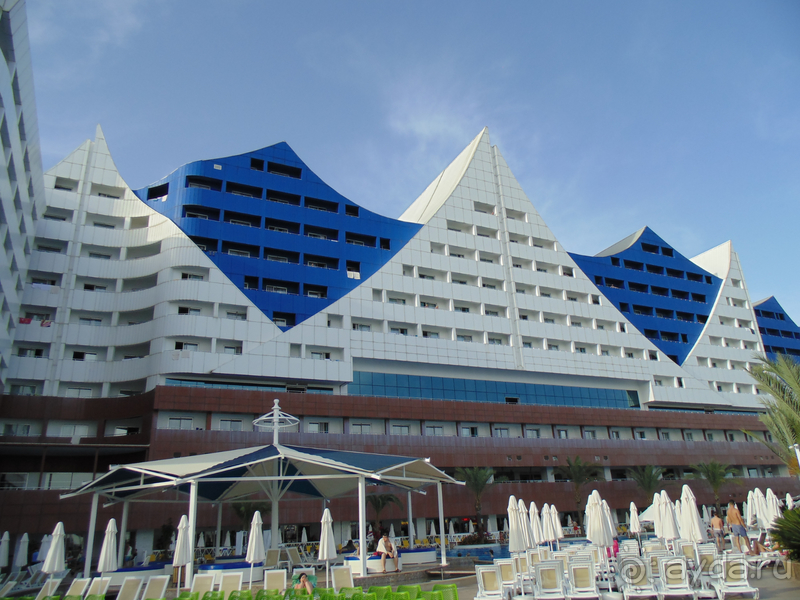 Отличный бюджетный отель на лазурном берегу Средиземного моря