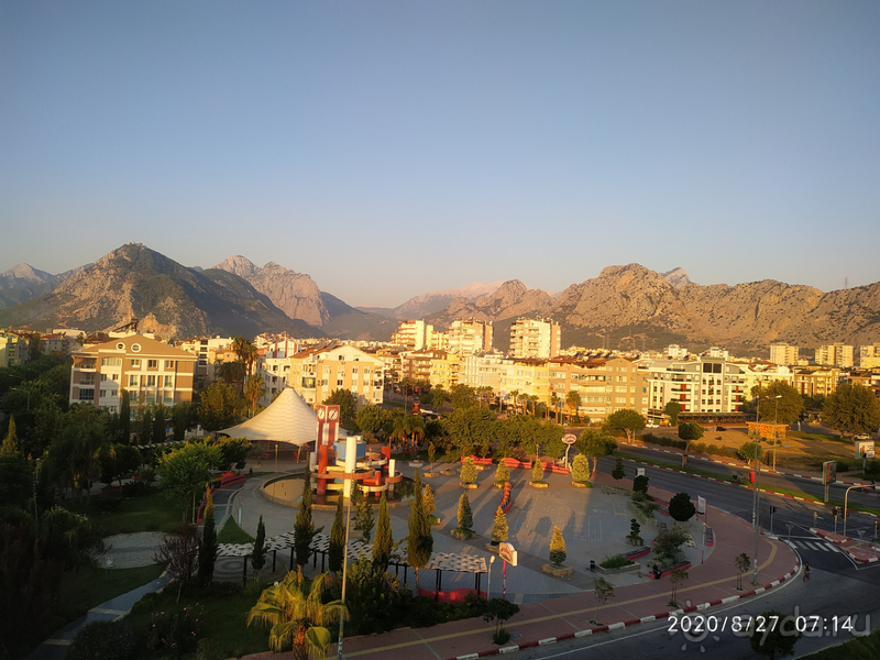 Скромный отель с прекрасным расположением